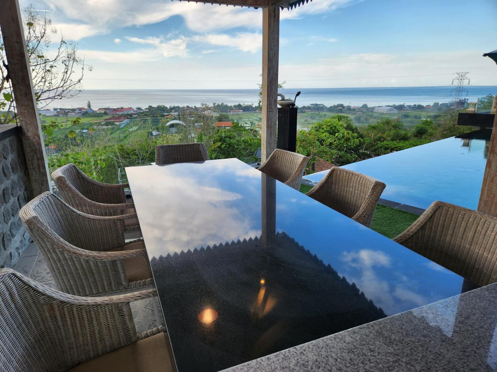 The Kayu Manis Villa Lovina  Exterior photo