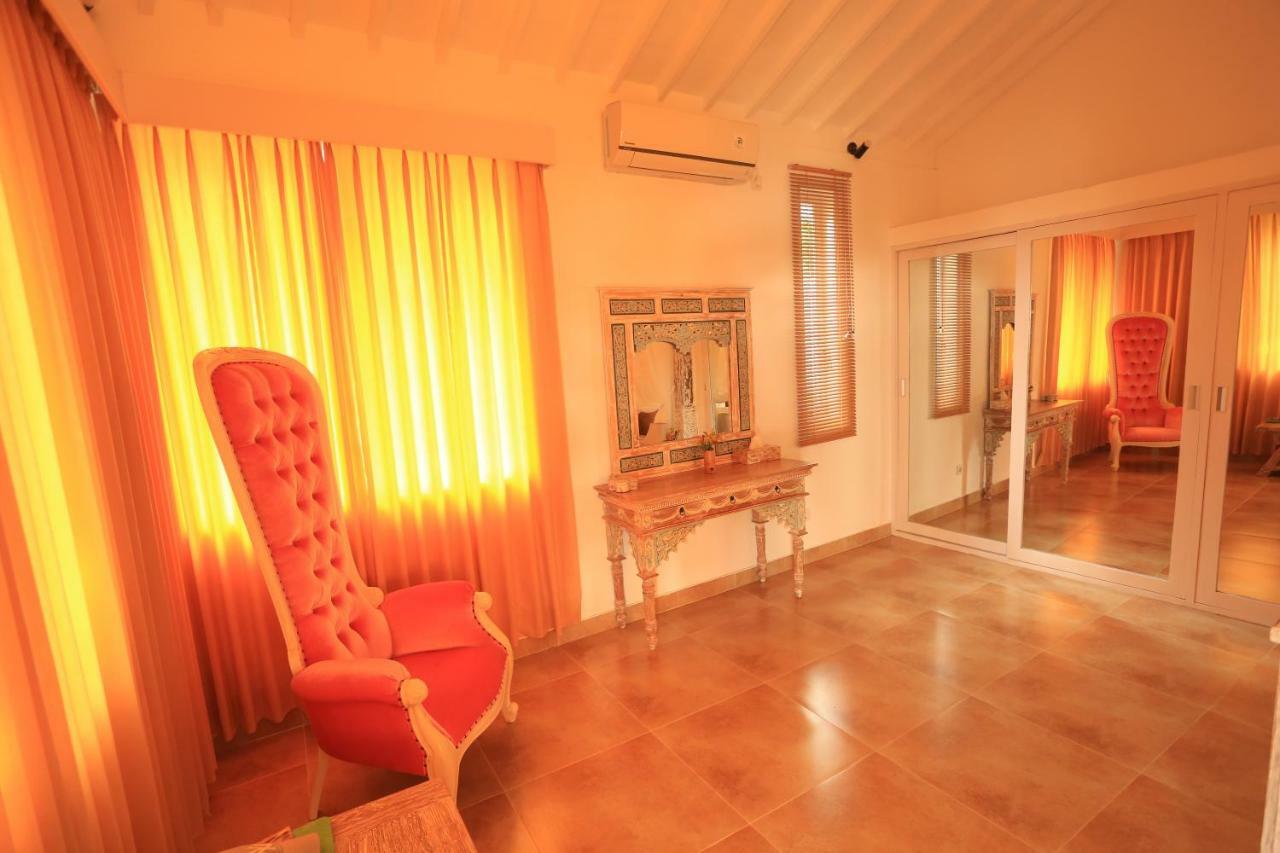 The Kayu Manis Villa Lovina  Exterior photo