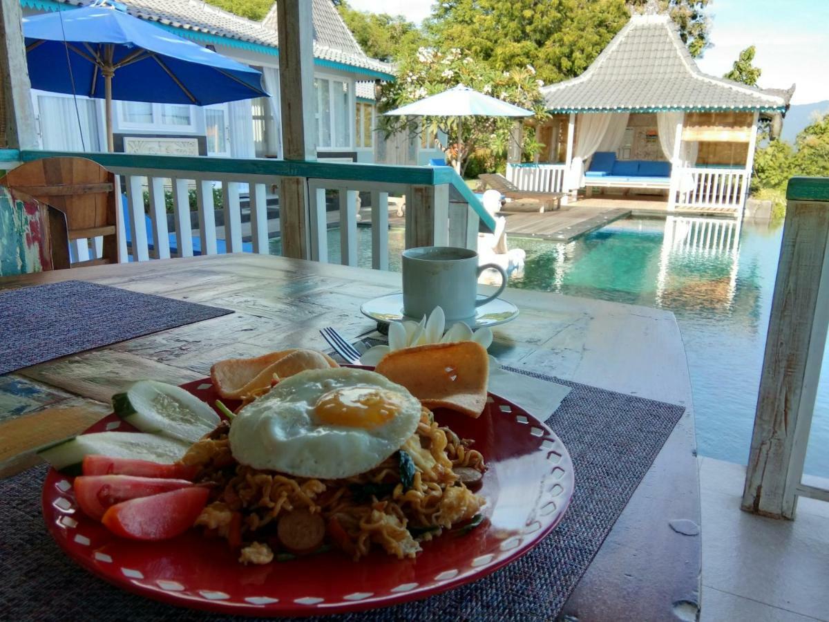 The Kayu Manis Villa Lovina  Exterior photo