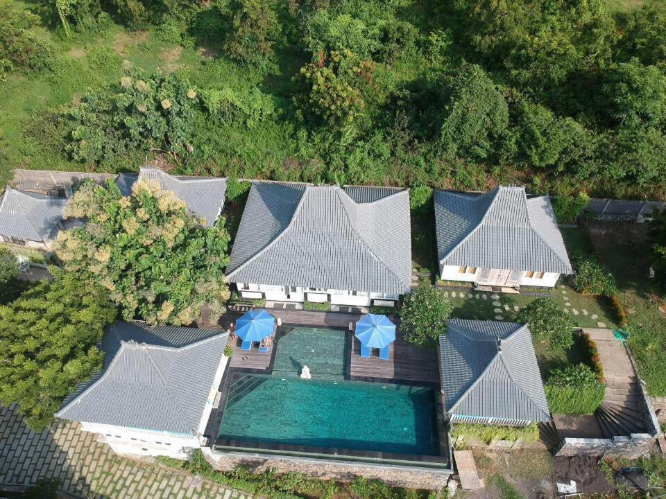The Kayu Manis Villa Lovina  Exterior photo